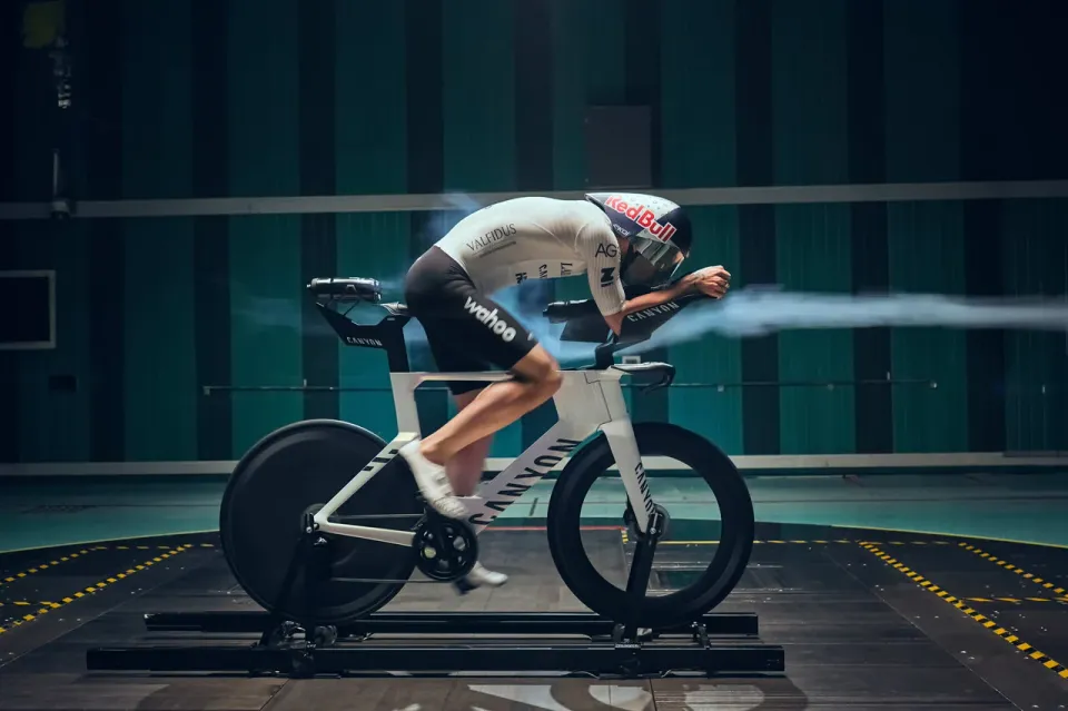 Canyon Speedmax: як побити світовий рекорд ще до того, як велосипед надійде у продаж